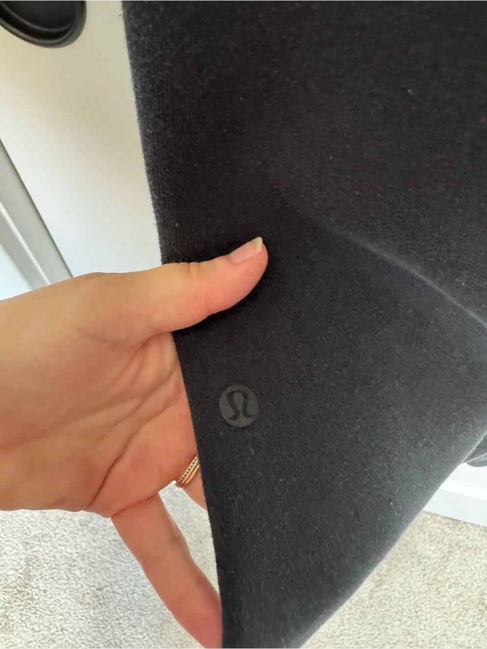 Lululemon Men’s Steady State Classic Fit Shorter Lounge Pants Sweatpants Small